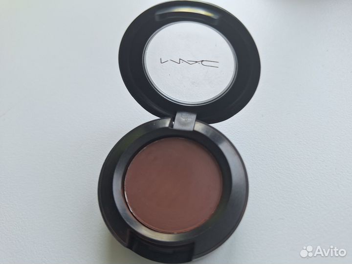 Тени для век MAC