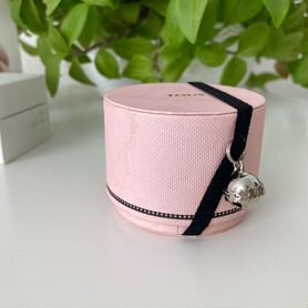 Pandora tous hotsell