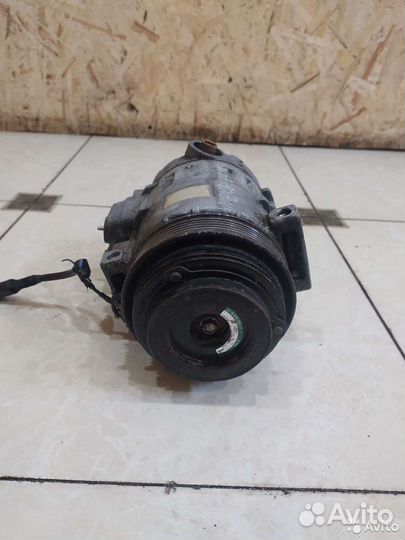 Компрессор кондиционера Mercedes-Benz W163