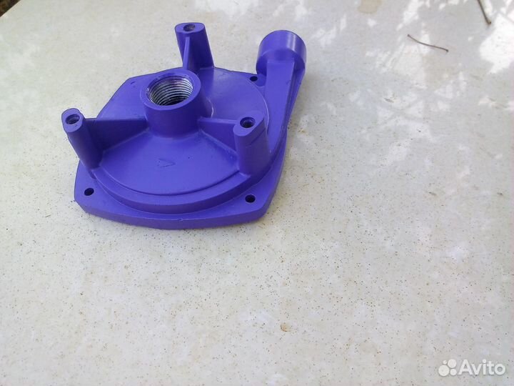 Продам переднюю крышку водяной насос бц-1,2-18У1,1