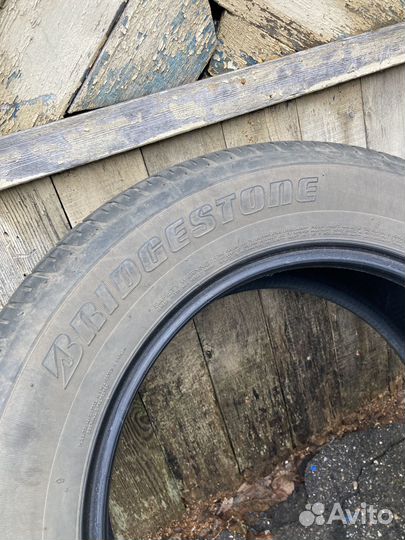 Bridgestone Desert Dueler 225/65 R17