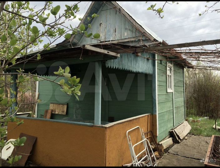 Дача 20 м² на участке 7 сот.