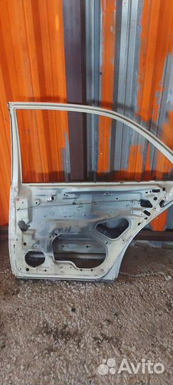 Дверь задний правый на Mercedes W210