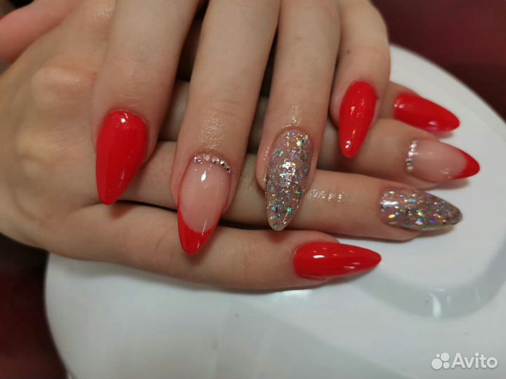 Наращивание ногтей