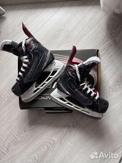 Коньки Bauer р. 33