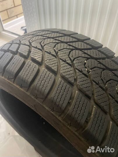 Delinte WD1 215/45 R16 90H