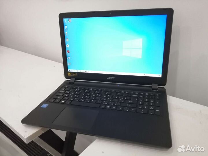Ноутбук Acer Full HD / 4ядра / SSD