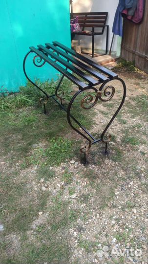 Стол и скамья