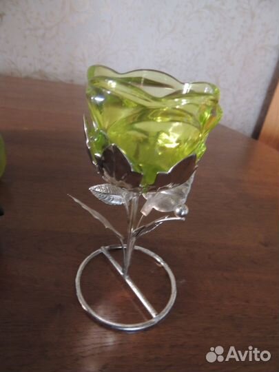 Много разных сувениров