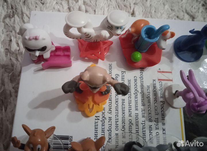 Игрушки из киндера