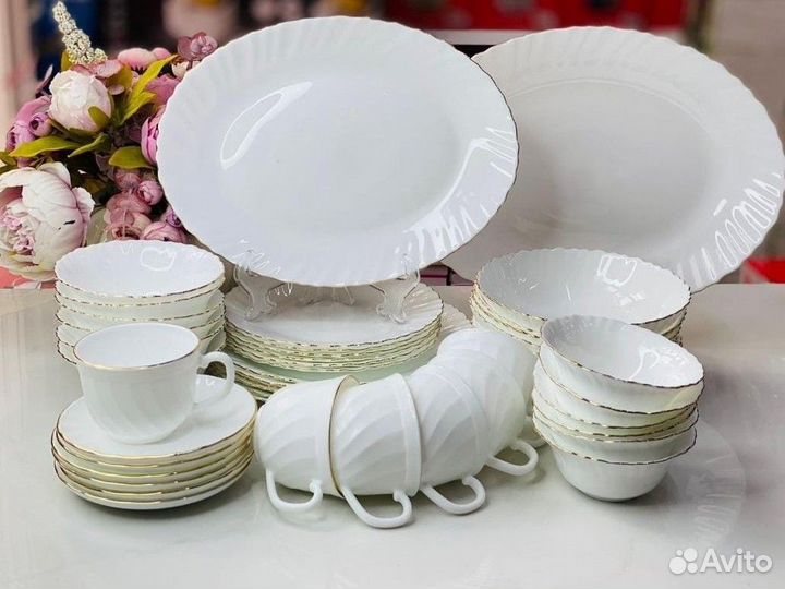 Набор столовой посуды на 6 персон