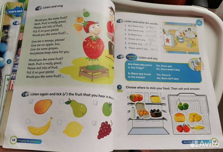 Учебник и рабочая тетрадь по английскому языку