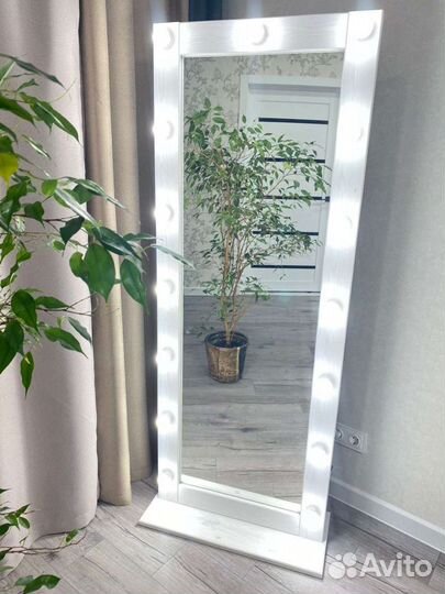 Гримерное зеркало