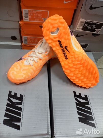 Футбольные шиповки nike AIR zoom