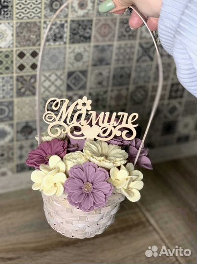 Сладкий подарок девушке