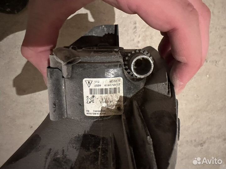 Peugeot 308 птф противотуманная фара