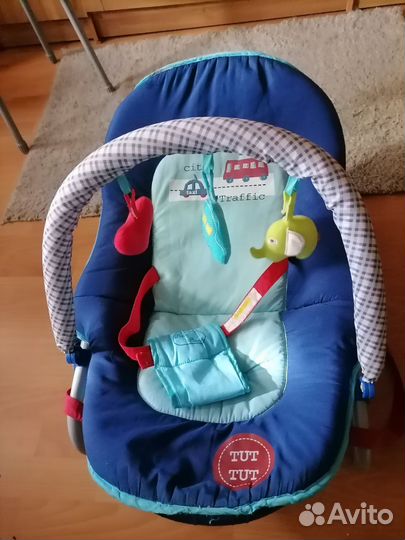 Шезлонг детский