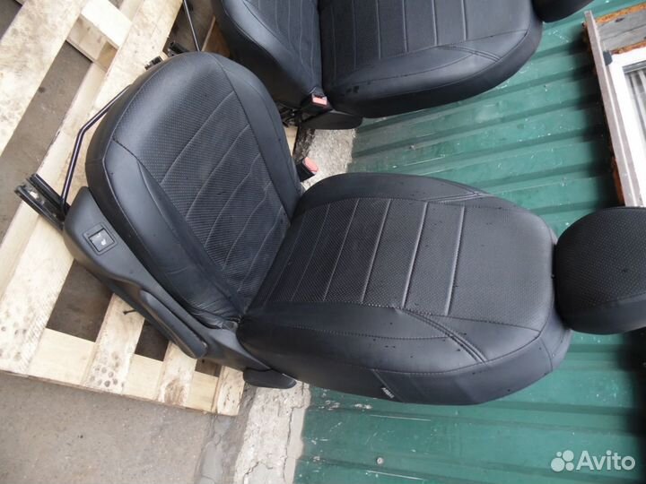 Комплект передних сидений с подогревом пежо 301