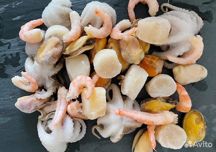 Морской коктейль из морепродуктов