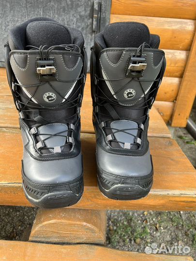 Снегоходные ботинки