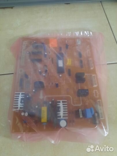 Холодильник на запчасти