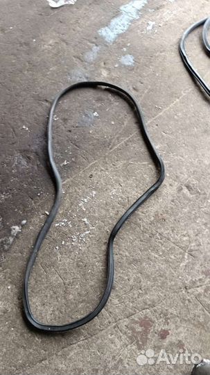 Уплотнитель двери