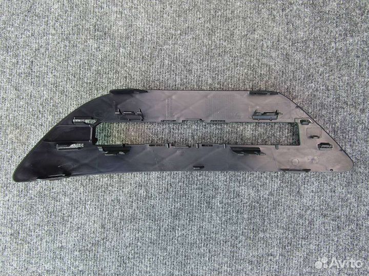 Решетка бампера Mercedes W204 A2048803224