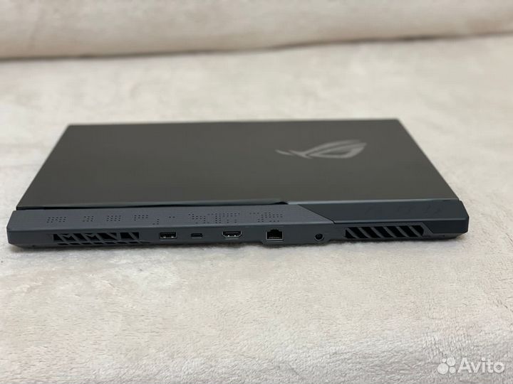 Игровой asus Rog Strix