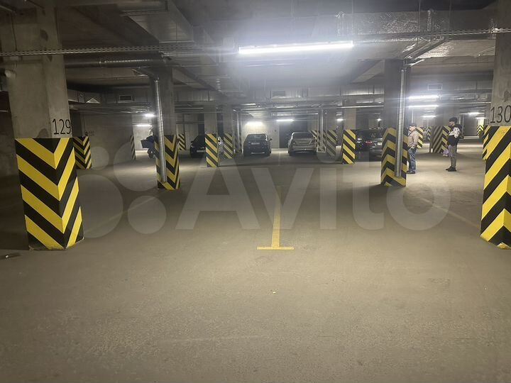 Машиноместо, 16 м²