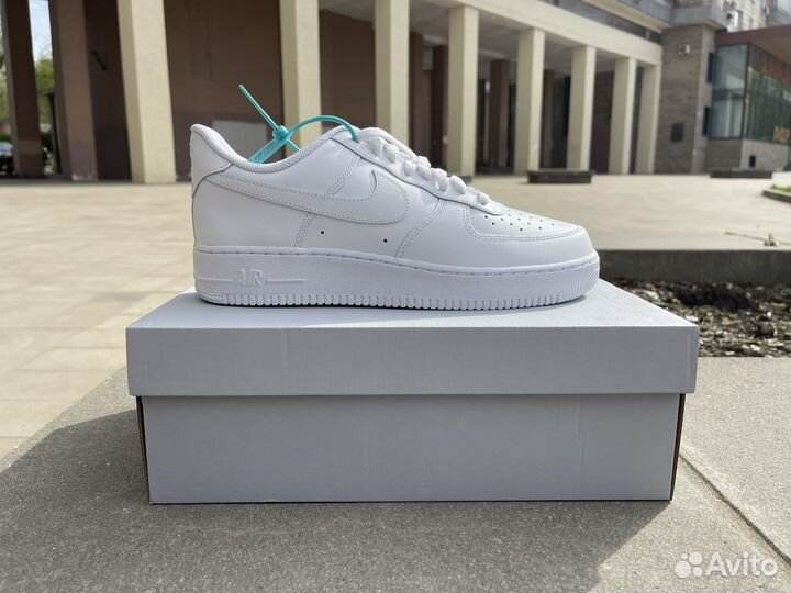 Кроссовки nike air force 1 белые