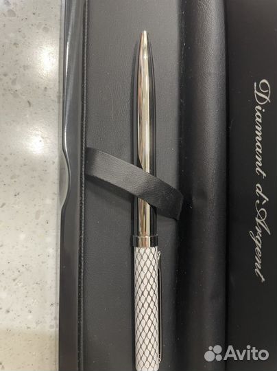 Шариковая ручка Protege в серебре