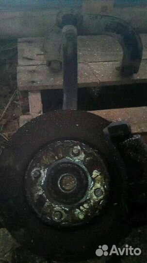 Поворотный кулак левый Hyndai Sonata 5