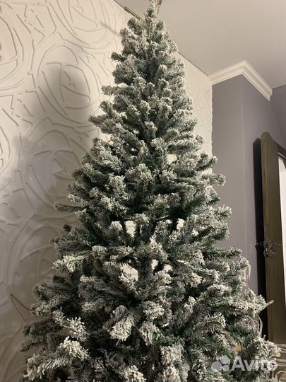 Елка заснеженная 210 см