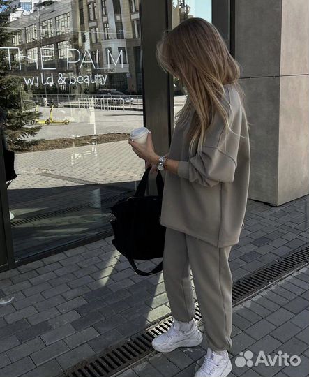 Женская одежда