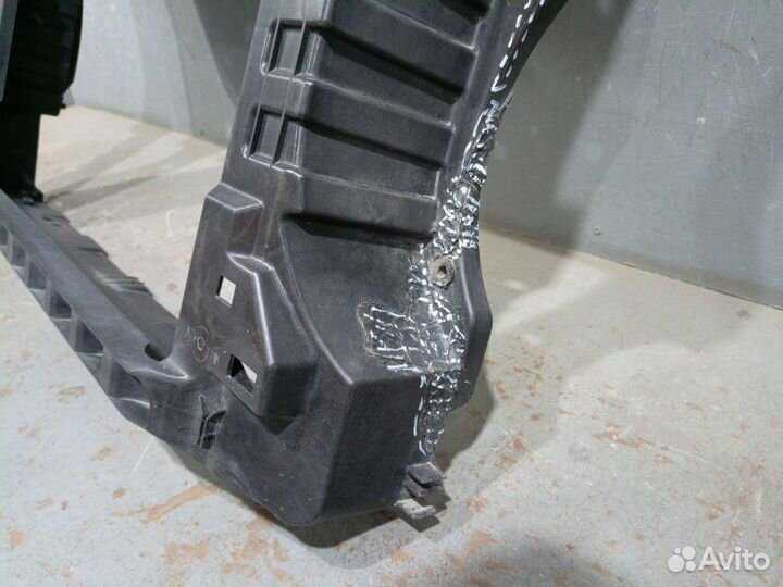 Панель передняя Volkswagen Caddy 3