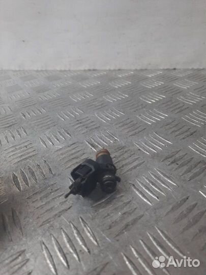 Форсунка Honda Civic 1.6 D16W1 2002