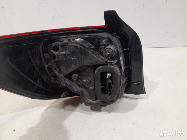 Фонарь правый Renault Logan Stepway 2 2014