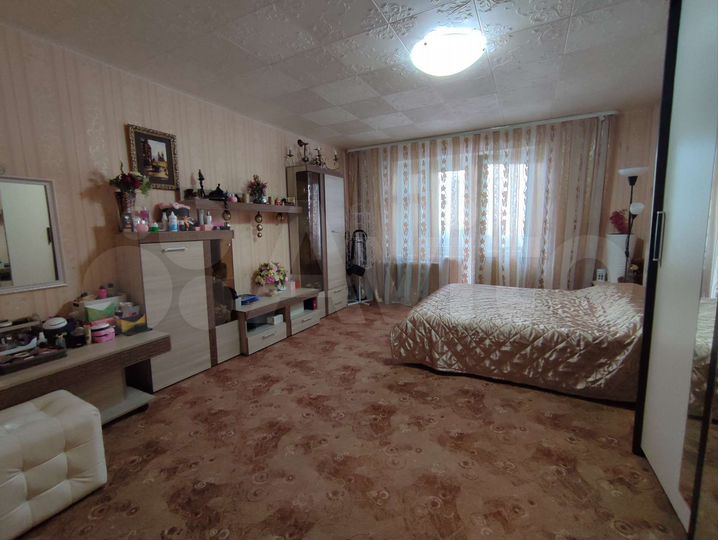 2-к. квартира, 74 м², 3/5 эт.