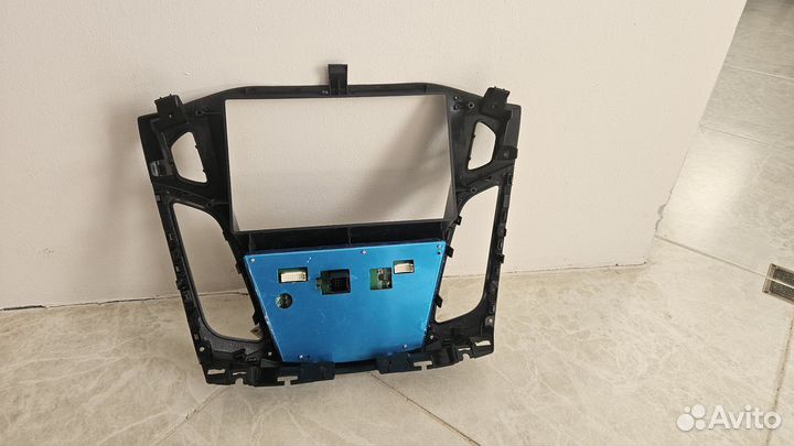 Рамка переходная 9 дюймов ford focus 3