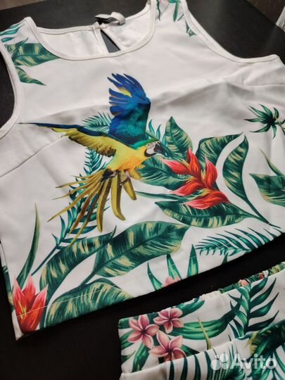 Костюм с шортами женский