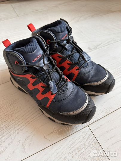 Ботинки Geox 32 eu