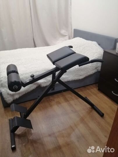 Тренажер для гиперэкстензии