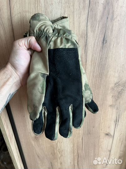 Перчатки