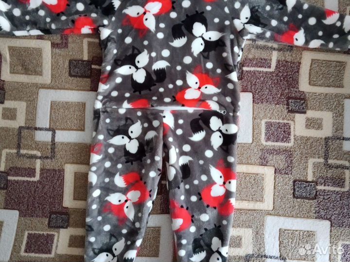 Продаю детский комбинезон