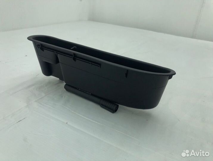 Карман багажника Hyundai Starex A1 D4BH 2003