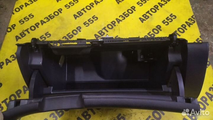 Skoda Octavia A5 Бардачок