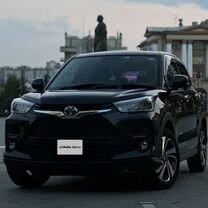 Toyota Raize 1.0 CVT, 2020, 45 000 км, с пробегом, цена 2 000 000 руб.