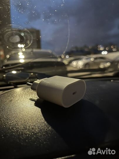 Блок питания для iPhone оригинал