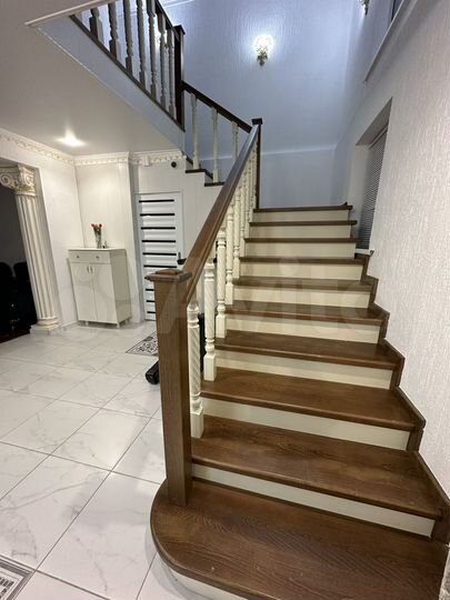 Дом 315 м² на участке 20 сот.