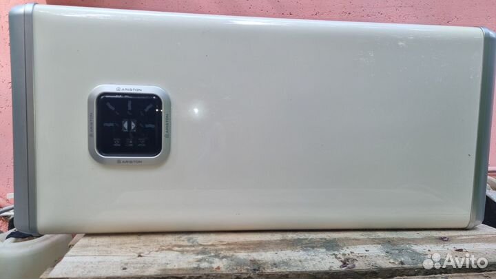 Водонагреватель накопительный 80л